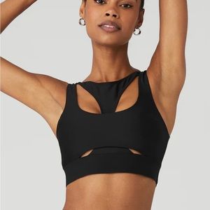 ALO Yoga Airlift Cutaway Bra